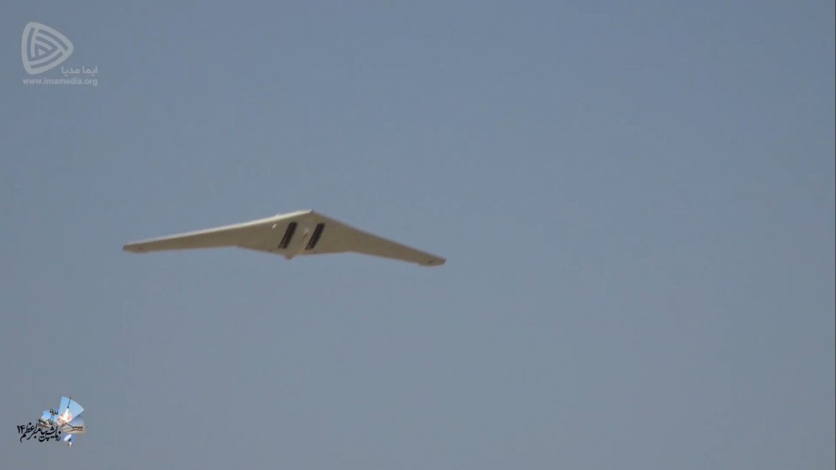 Trong đó, phiên bản Shahed-191 đã đạt đến 60% độ hoàn thiện so với RQ-170, có động cơ phản lực với tầm bay lên tới 1500 km, vừa có khả năng trinh sát, vừa có khả năng tấn công mặt đất.