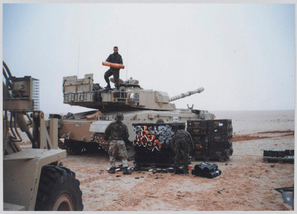 Hiện tại quân đội Anh đang cắt giảm số lượng lớn xe tăng của mình, những chiếc còn phục vụ dự kiến cũng sẽ được nâng cấp sâu bằng công nghệ của Đức.