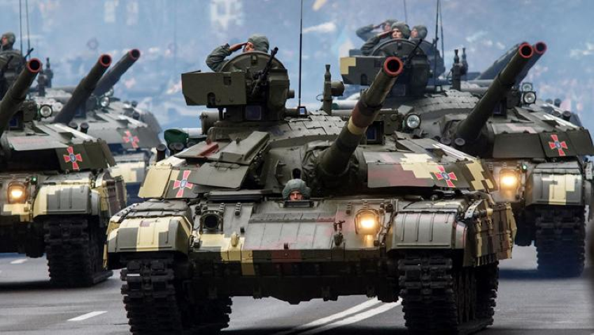 Trong biên chế của lực lượng ly khai đang có một số chiếc xe tăng chủ lực T-72B3. Hiện nguồn gốc của chúng vẫn còn là bí ẩn dù không ít người cho rằng chúng đã được Nga chuyển giao.