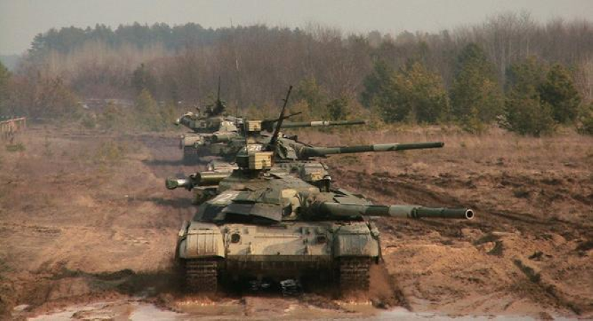 T-64BM Bulat được trang bị động cơ cải tiến 6TD-1 công suất 1.000 mã lực, thậm chí là động cơ 6TD-2 công suất 1.200 mã lực.