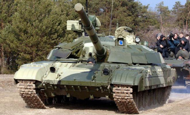 Nhiều trận chiến thay vì đầu với T-72B3 thì những chiếc xe tăng T-64BM Bulat của quân chính phủ lại đối đầu với chính những chiếc T-64BM Bulat của lực lượng ly khai.