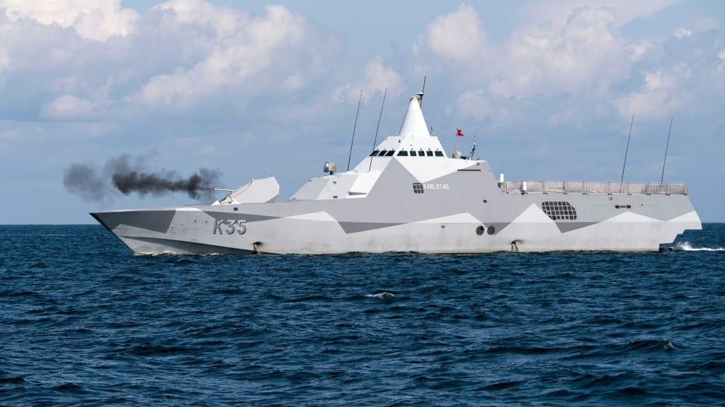 Cụ thể, có thể đã dàng nhận ra nét tương đồng gần như hoàn hảo giữa kết cấu phần thân, hình dáng của phần thượng tầng, ụ pháo tự động, thậm chí cho tới cả cửa mở bên hông.