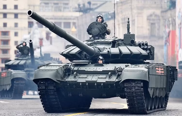 Căn cứ số 201 là một trong những cơ sở quân sự lớn nhất của Mosocw ở Tajikistan. Quân đội Nga cuối tháng 7 thông báo đã được tăng cường thêm các khí tài hiện đại do lo ngại tình trạng bất ổn tại Afghanistan.