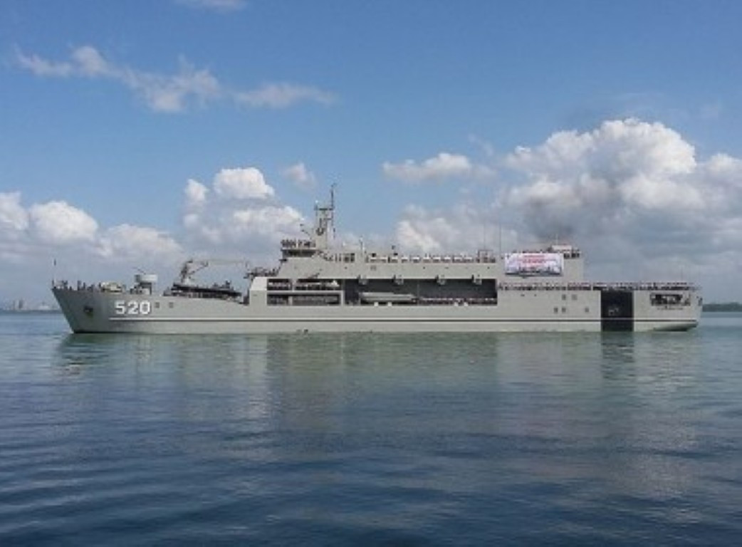 Các tàu đổ bộ lớp Teluk Bintuni, là nỗ lực của Indonesia để tăng cường khả năng vận tải chiến lược trên biển của quân đội nước này.