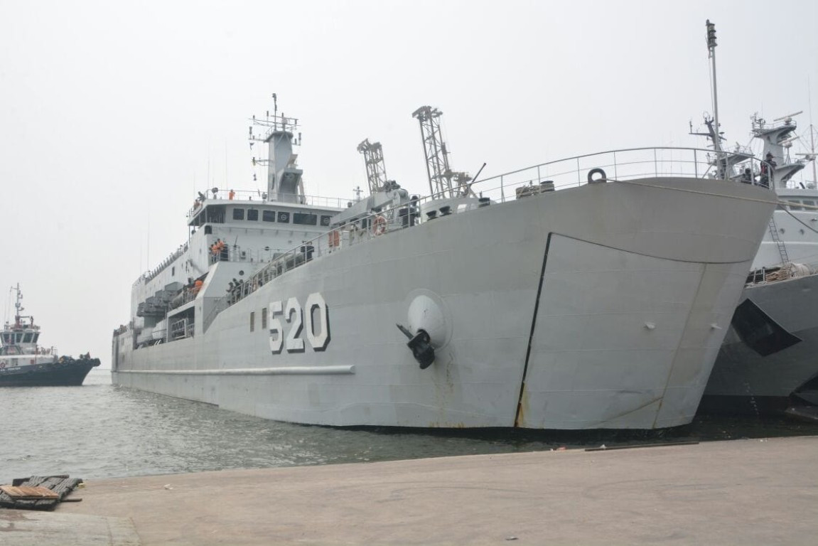 Theo thông tin mới nhất vừa được truyền thông Indonesia đăng tải, nước này đã cho nhập biên tàu đổ bộ thứ ba, được đóng theo lớp Teluk Bintuni.