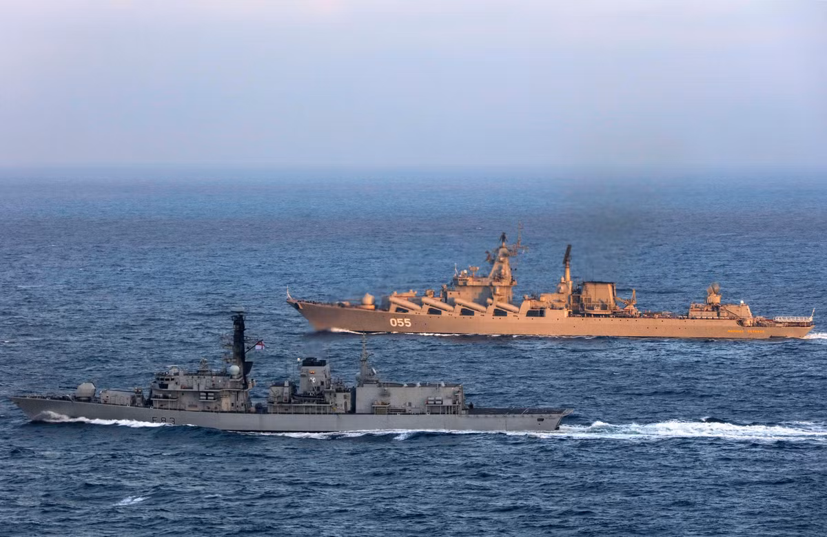 Truyền thông Nga tự tin cho rằng, nhìn chung tàu tuần dương tên lửa lớp Slava vẫn là một vũ khí chiến tranh hiệu quả mà NATO lo sợ. Điều này đã được Nguyên soái Ustinov chứng minh rõ ràng, khi “trục xuất một cách lịch sự” hải đội NATO.