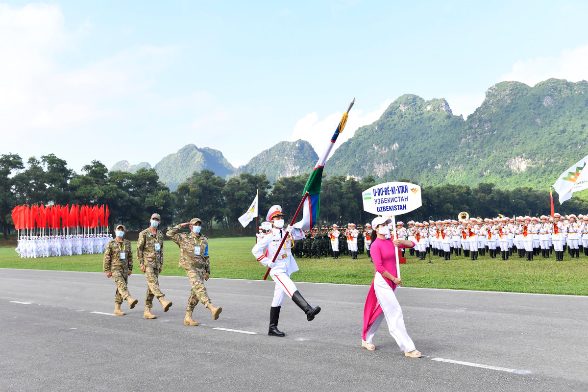 Năm nay cũng là lần đầu tiên, Lào tham gia Army Games 2021 ở nội dung Xạ thủ Bắn tỉa.