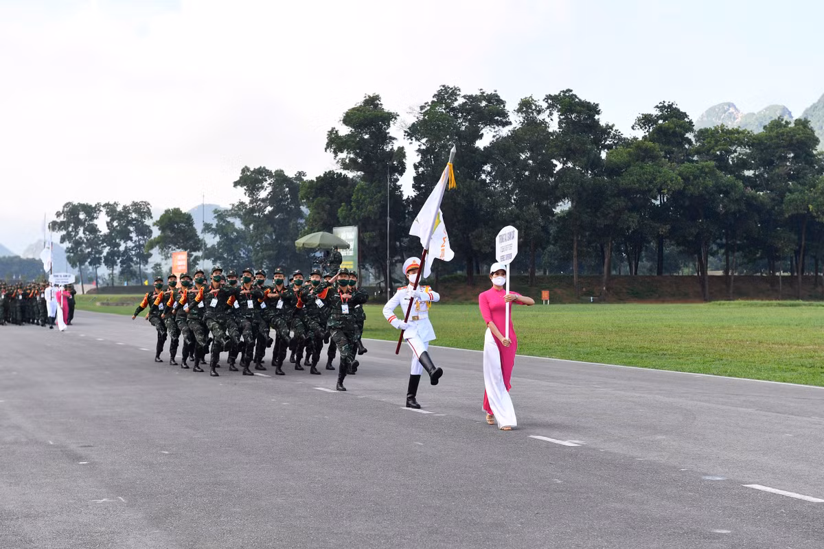 Tại lễ khai mạc, đoàn Nga đã gửi lời chúc mừng tới Ban tổ chức, đại biểu khách mời có mặt trong buổi lễ.
