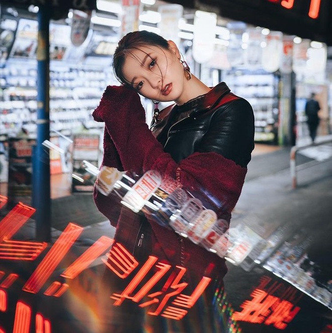 Sau thời gian tích cực hoạt động, người đẹp Moeka nhận được sự yêu mến lớn và có chỗ đứng trong làng mẫu. Cô được nhận xét có phong cách đa dạng và cá tính riêng trong cách xây dựng hình tượng cá nhân.