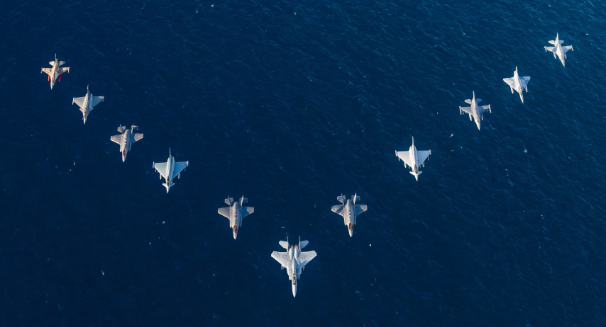 Đây cũng là cuộc tập trận không quân huy động hầu hết các máy bay mạnh nhất của phương Tây như F-35, F-15, F-16, Typhoon, Rafale, Mirage-2000...