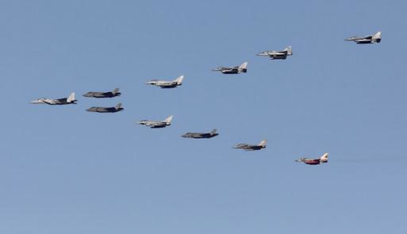 Tướng Lazar cho biết nội dung diễn tập không nhằm vào Iran, nhưng giới chức quân sự Israel từng khẳng định Tehran là mối đe dọa chiến lược hàng đầu và luôn nằm ở trung tâm các kế hoạch tác chiến của Tel Aviv.