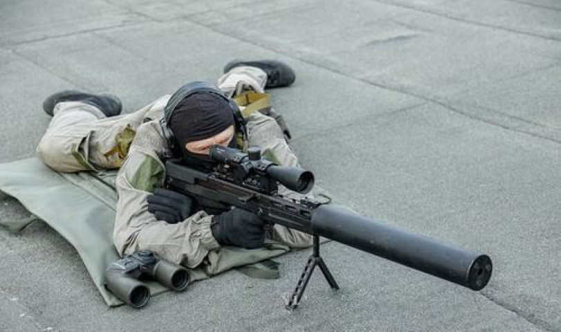 Từ yêu cầu này, các kỹ sư vũ khí Nga đã thiết kế thành công siêu súng bắn tỉa