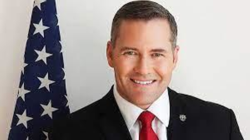 Cần lưu ý rằng trong cuộc trả lời phỏng vấn của National Review vào đầu tháng 9, Nghị sĩ Mike Waltz đã đưa ra tuyên bố rằng, ông đang "làm việc với một số đồng minh" để tiến hành "viện trợ nhân đạo" vào thung lũng Panjshir.