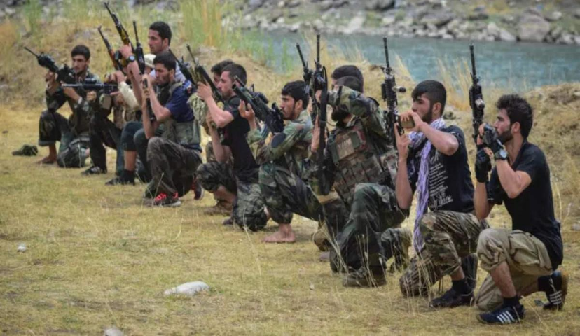 Trong khi đó, dù đã chiếm được các căn cứ chính của FANR tại Panjshir, nhưng vẫn còn một số khu vực nằm trong tầm kiểm soát của phe kháng chiến. Taliban đang tiếp tục dọa giáng đòn nặng nề dập tắt phong trào kháng chiến ở thành trì.