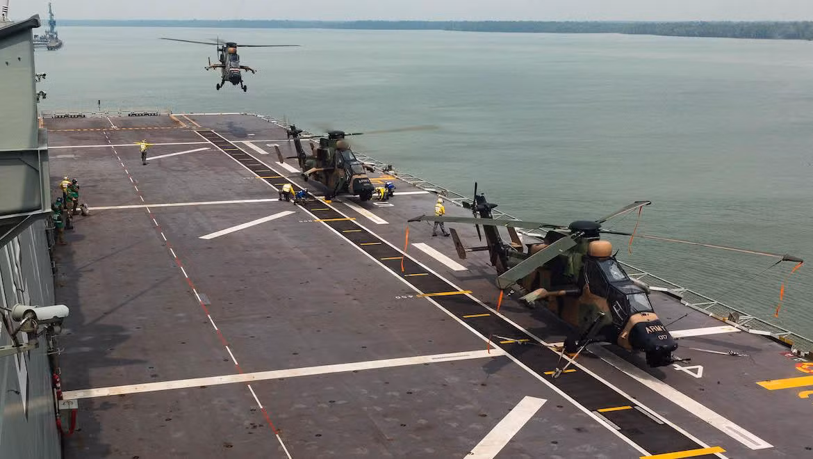 Điểm yếu của trực thăng Tiger là tốc độ bay kém khi chỉ có thể đạt tốc độ tối đa 315 km/h (khi không mang vũ khí), kém xa trực thăng Apache của Mỹ (365 km/h) hay Mi-28 (324 km/h) và Ka-50 (390 km/h) của Nga.