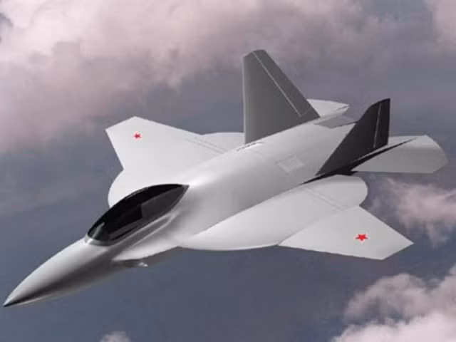 Tuy nhiên tới nay, vẫn chưa có bất cứ động tĩnh nào từ phía phòng thiết kế Mikoyan, trong khi đó Sukhoi đã đưa ra nguyên mẫu tiêm kích thế hệ 5 thứ hai. Nguồn ảnh: MAKS.