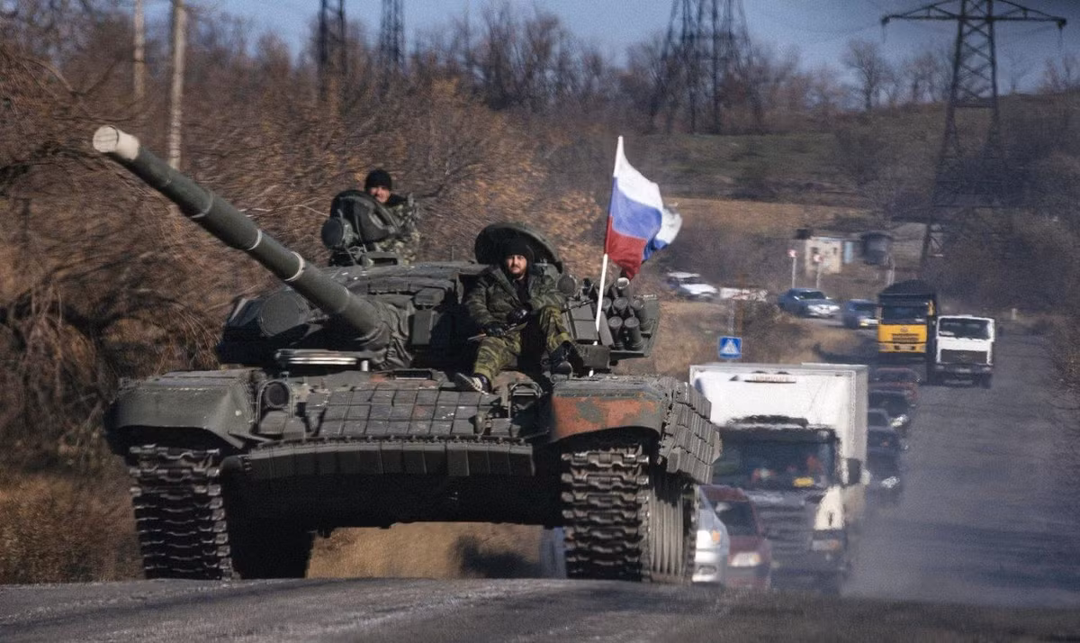 Xe tăng T-72 đóng vai trò chủ lực trong đội hình bộ binh cơ giới của Liên Xô suốt thời kỳ Chiến tranh Lạnh, đồng thời được xuất khẩu tới nhiều quốc gia, bao gồm cả một số nước châu Phi.