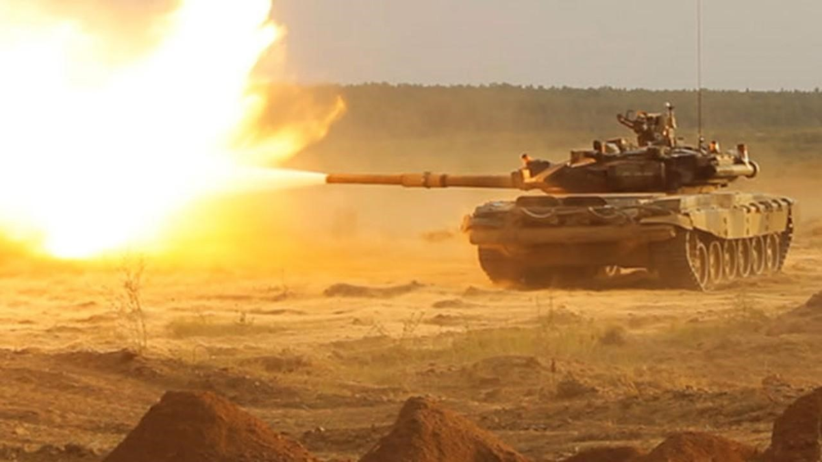 Một số điểm yếu trên biến thể T-72M xuất khẩu cũng được lộ diện như đạn có sức xuyên phá chỉ bằng một nửa bản T-72 nội địa Liên Xô, hệ thống điều khiển hỏa lực và nhìn đêm kém cũng kém hơn.