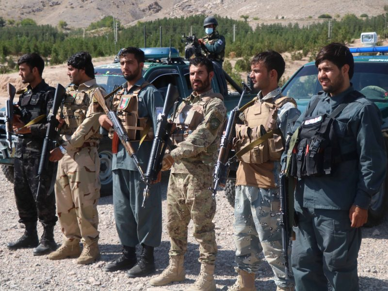 Được thành lập từ năm 2002, tổ chức CSTO bao gồm các thành viên Armenia, Kazakhstan, Kyrgyzstan, Nga, Tajikistan và Uzbekistan. Giống như mọi tổ chức liên minh quân sự khác, nhiệm vụ của CSTO là bảo vệ an ninh quốc gia của từng nước, và các nước đồng minh sẽ tuyên chiến, ngay khi một quốc gia trong số này rơi vào tình trạng chiến tranh.