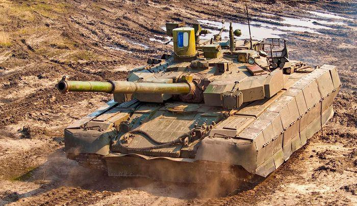 Tốc độ tối đa của T-84 là trên 70 km/h, tầm hoạt động khoảng 550 km. Xe có thể vượt hào rộng 2,85 m, vượt chướng ngại vật cao 1 m, lội nước sâu 5 m.