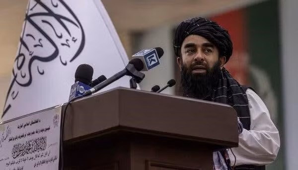 "Với sự trợ giúp của Thánh Allah và sự ủng hộ của người dân, Tiểu vương quốc Hồi giáo đã hoàn toàn kiểm soát thung lũng Panjshir. Những nỗ lực cuối cùng của chúng tôi nhằm thiết lập hòa bình và an ninh ở đất nước đã mang lại kết quả", phát ngôn viên Taliban Zabihullah Mujahid hôm nay cho biết trong một tuyên bố.