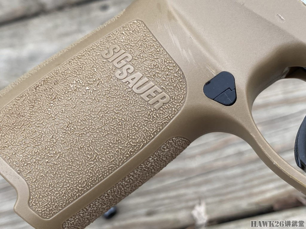 Quân đội Mỹ đã sản xuất tổng cộng 200.000 khẩu súng ngắn loại này, trang bị cho gần như mọi lực lượng từ Lục quân, Không quân và Hải quân. Nguồn ảnh: Sina.