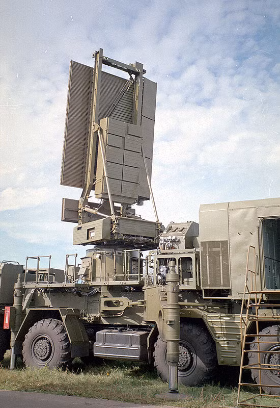 Những ưu điểm của tổ hợp radar 96L6E2 cũng chính là lý do khiến Việt Nam lựa chọn dòng radar này để trang bị cho các tổ hợp tên lửa phòng không S-300PMU1 trong quá khứ. Nguồn ảnh: BMDP.