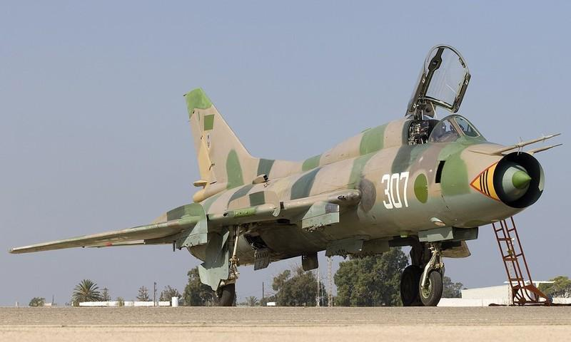 Trong quá khứ, 140 máy bay của không quân Iraq đã tháo chạy sang Iran "lánh nạn", lúc Cuộc chiến tranh vùng Vịnh lần 1 do Mỹ phát động diễn ra vào năm 1991.