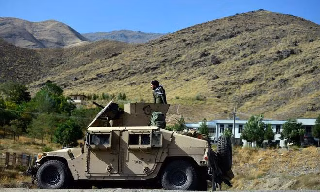 Tới thời điểm Mỹ rút quân vào tháng 6/2021 thì toàn bộ xe Humvee của quân đội Mỹ tại Afghanistan được giao lại cho chính quyền Kabul.
