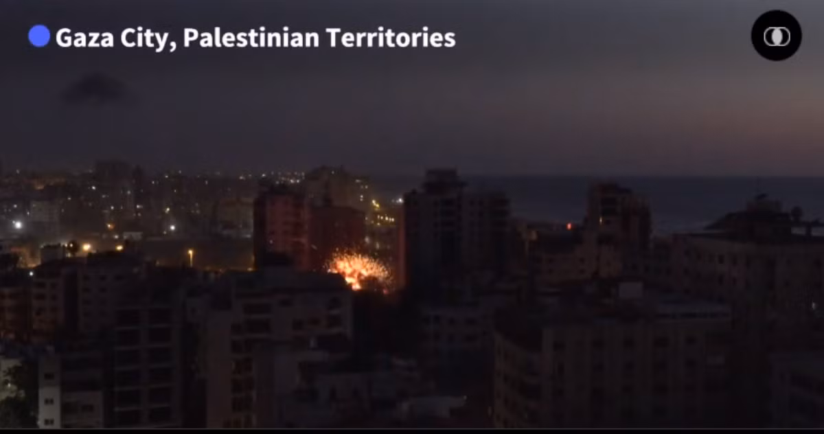 Theo tờ Al Jazeera, quân đội Israel tiếp tục không kích Dải Gaza hôm 11/5, mục tiêu của vụ không kích này là một tòa nhà 13 tầng.