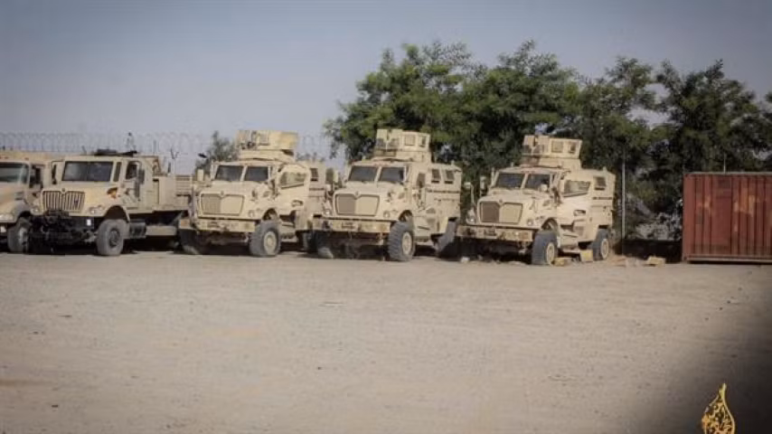 Ngay khi đi vào biên chế vào năm 2007, MaxxPro đã được đem sang chiến trường Afghanistan để "thử lửa". Tại đây chúng đã thể hiện xuất sắc đến nỗi chính quyền Afghanistan đã đề nghị Mỹ chuyển giao cho họ hơn 150 chiếc.