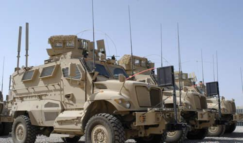 Dự trữ hành trình lên tới 600 km. Xe có khả năng chở theo tối đa 8 binh sĩ với trang bị đầy đủ.