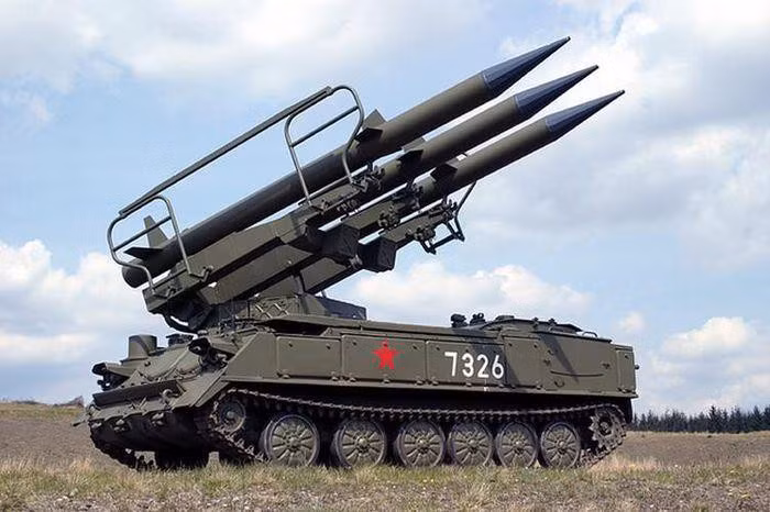 Ngày 12/10/1973, Tư lệnh không quân Israel - Tướng Peled đã báo cáo với Bộ trưởng Quốc phòng rằng chỉ còn lại 50 trong số 99 chiếc Phantom. Đến cuối cuộc chiến, các xạ thủ phòng không Syria đã bắn hạ tới 64 máy bay sau khi phòng 95 tên lửa đất đối không.