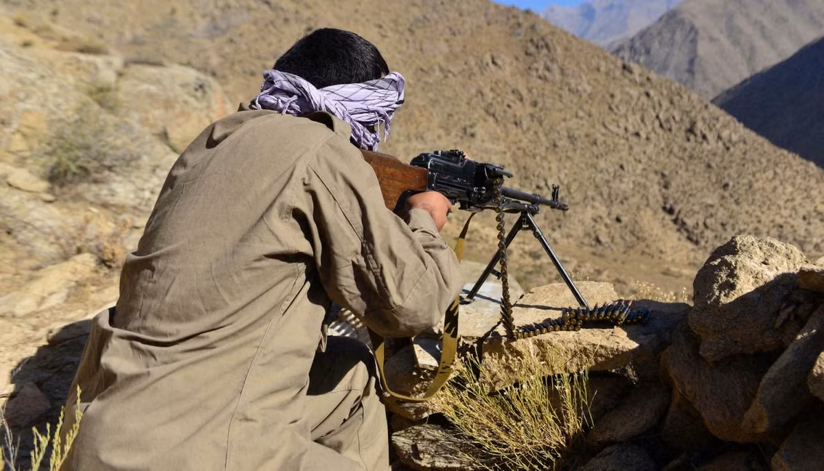 Do địa thế hiểm trở tại thung lũng Panjshir nên cách nhanh nhất và tốt nhất để tiếp tế lương thực, đạn dược cho các cao điểm phòng ngự là sử dụng trực thăng.