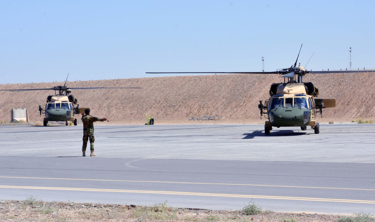 Trực thăng UH-60A và Mi-17 hiện có sẽ giúp ích rất nhiều cho FANR trong việc vận chuyển binh lính, vũ khí đạn dược và lương thực qua lại giữa các cao điểm phòng ngự tại thung lũng Panjshir.
