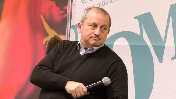 Tại Mỹ, những vũ khí như vậy với tính năng tương tự Avangard chỉ mới bắt đầu được phát triển và vẫn ở giai đoạn sơ khai, trong khi đó tên lửa siêu thanh chiến lược thì không phải bàn cãi, vẫn chỉ ở dạng ý tưởng.