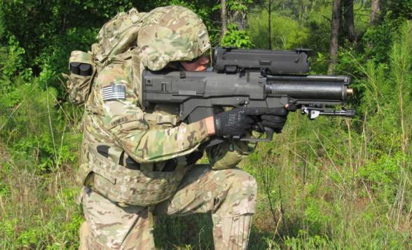 Việc quyết định trang bị XM25 khiến giới phân tích bất ngờ bởi trước đó Mỹ đã hủy hợp đồng súng phóng lựu công nghệ cao XM25 vì chi phí quá cao.