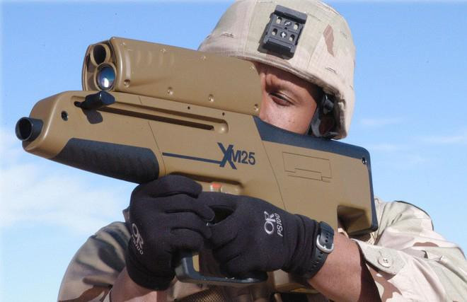 XM25 được coi là vũ khí trang bị tương lai của quân đội Mỹ. Với những tính năng tuyệt vời, chúng được coi là cuộc cách mạng quân sự trong việc trang bị vũ khí cầm tay cho binh lính Mỹ