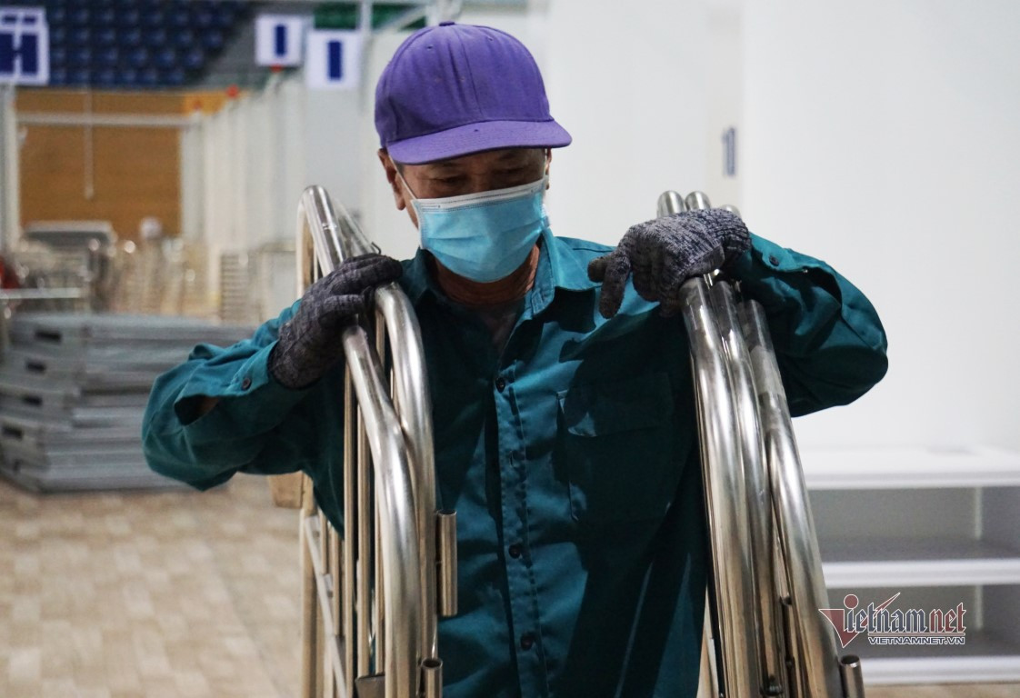 Bệnh viện dã chiến được lắp đặt vào tháng 8/2020 tại Cung thể thao Tiên Sơn, tuy nhiên Đà Nẵng đẩy lùi được dịch bệnh nên không trưng dụng