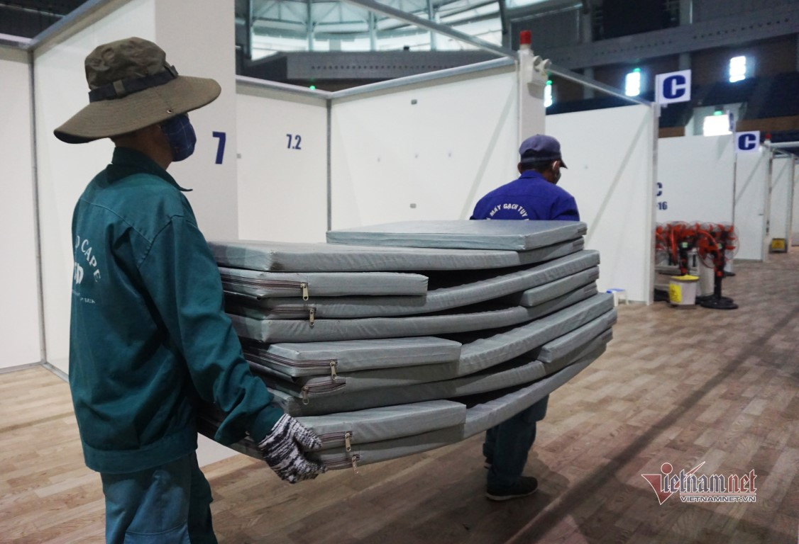 Giám đốc Sở Y tế Đà Nẵng, Ngô Thị Kim Yến cho biết: “Chủ trương tháo dỡ trang thiết bị ở bệnh viện dã chiến Tiên Sơn đưa ra Hải Dương, phục vụ công tác điều trị các ca mắc Covid-19 đã được Bộ Y tế thống nhất với thành phố”.