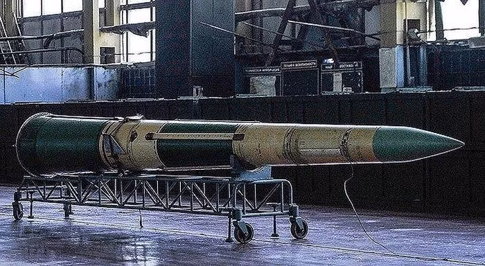 “Nếu người Mỹ đột ngột quyết định đặt các tổ hợp phòng không của họ tại đây, Ukraine sẽ bắt đầu các hoạt động quân sự chống lại Donbass, và Nga trong tình huống này buộc phải sử dụng máy bay của mình chống lại thiết bị của Mỹ".