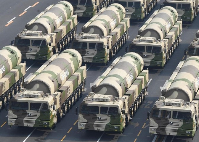 Phản ứng của các quan chức Trung Quốc trước tiết lộ của tướng Mỹ sẽ chưa được đưa ra ngay, nhưng ông Hu Xijin - Tổng biên tập Thời báo Hoàn cầu đã bắt đầu bác bỏ lời cáo buộc.