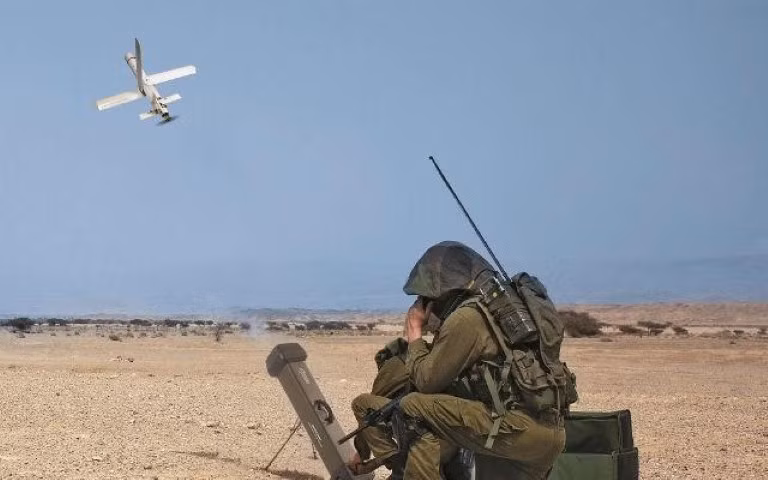 Giám đốc điều hành Công ty UVision - Thiếu tướng đã nghỉ hưu Avi Mizrahi cho biết, dòng máy bay không người lái này được thiết kế đặc biệt để phóng từ các phương tiện bay trên không.