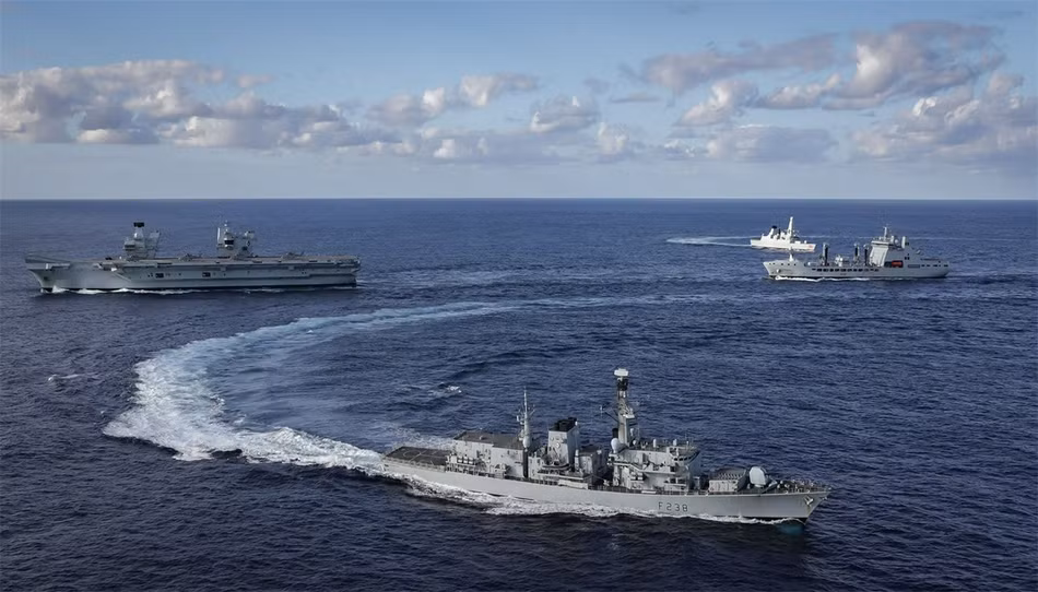 Chưa kể tới việc, hai tàu sân bay mới nhất của Hải quân Hoàng gia Anh hiện tại là HMS Queen Elizabeth cùng với HMS Price of Wales sẽ ngốn một khoản ngân sách khổng lồ của lực lượng này trong tương lai.