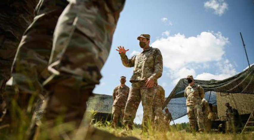 Trong bản ghi nhớ ngày 27/8 gửi trung tướng Donald Clark, tư lệnh Lục quân Trung tâm Mỹ, tướng Donahue đề nghị cho phép căn cứ Fort Bragg ở bang Bắc Carolina tiếp nhận chiếc xe.