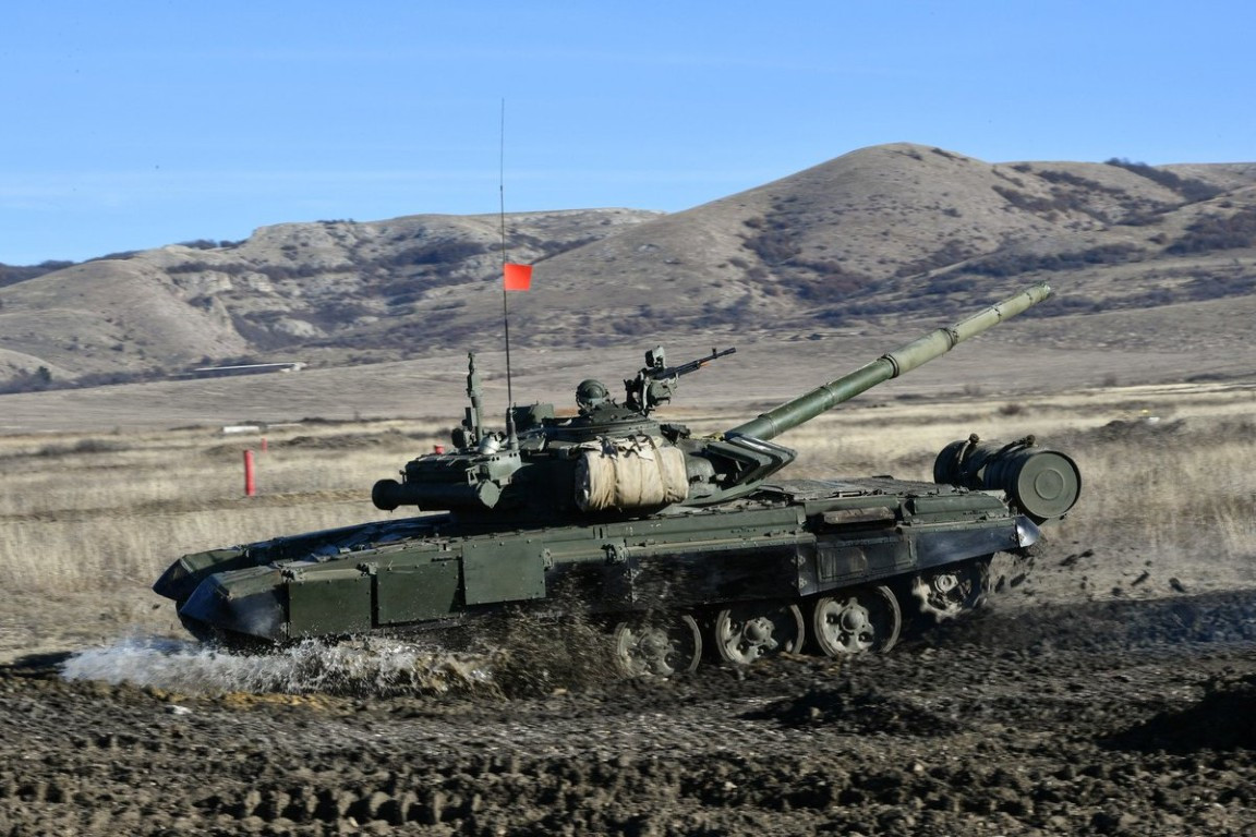 Kể từ khi ra đời tới nay, đã có khoảng 25.000 xe tăng T-72 được sản xuất, biến đây thành loại xe tăng chủ lực có số lượng cao thứ hai lịch sử - chỉ sau phiên bản T-54/55 huyền thoại.