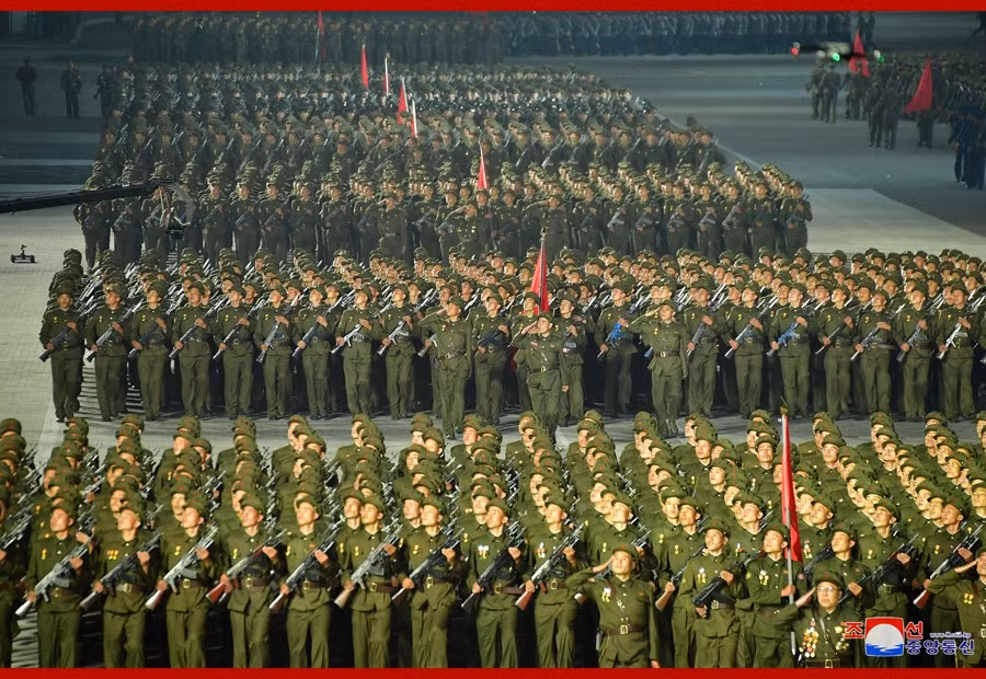 Không ít người lạc quan đánh giá rằng, việc Triều Tiên không còn đưa vũ khí hạng nặng vào các cuộc duyệt binh, rất có thể là biểu hiện đánh dấu cho sự thay đổi, trong chính sách đối ngoại của nước này.