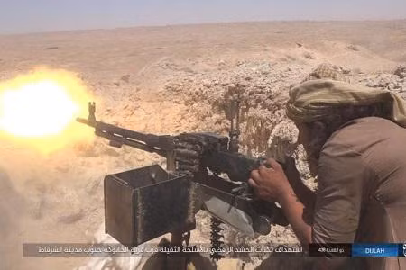 Với nguồn tài chính cạn kiệt nghiêm trọng, các tay súng IS tìm nơi trú ẩn trong các hẻm núi và liên tục di chuyển cho đến khi tập hợp đủ nguồn lực và nhân lực để tổ chức tấn công.