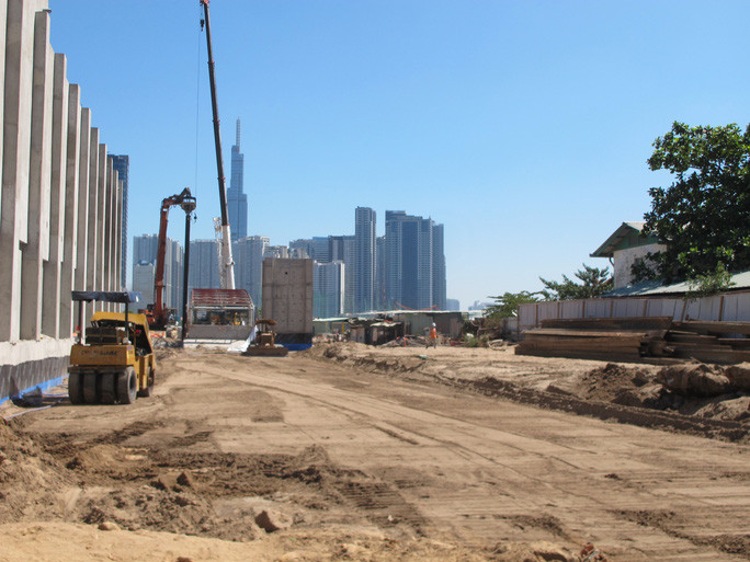 Theo Ban quản lý đường sắt đô thị TP HCM (MAUR)- chủ đầu tư, thời gian sắp tới, đơn vị này sẽ tiếp tục phối hợp, đôn đốc nhà thầu thi công đảm bảo tiến độ gói thầu số 1b và của cả dự án, hướng tới mục tiêu phấn đấu đưa dự án vào vận hành khai thác cuối năm 2021.