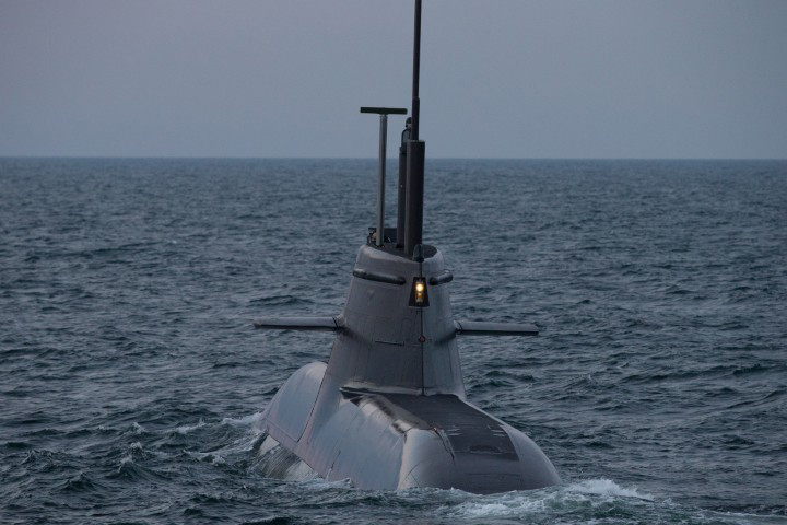 Các tàu ngầm lớp này có kích thước khá nhỏ, giãn nước tối đa khi lặn chỉ 1830 tấn, dài 56 mét và có lườn rộng 6,4 tới 6,8 mét tùy phiên bản. Tàu sử dụng động cơ điện - diesel và có tốc độ tối đa 20 hải lý/giờ khi lặn.